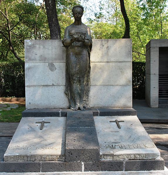 Sepulcro de Jaime Nunó y Francisco González Bocanegra